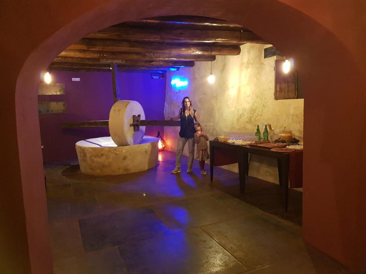 Domus Laeta