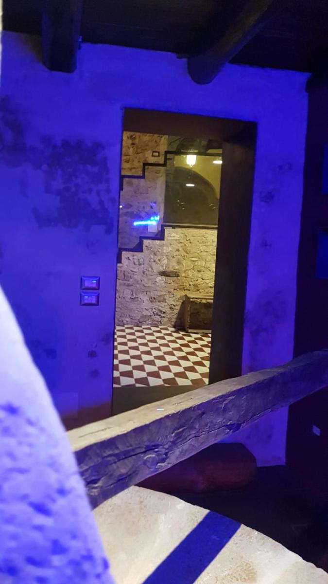 Domus Laeta