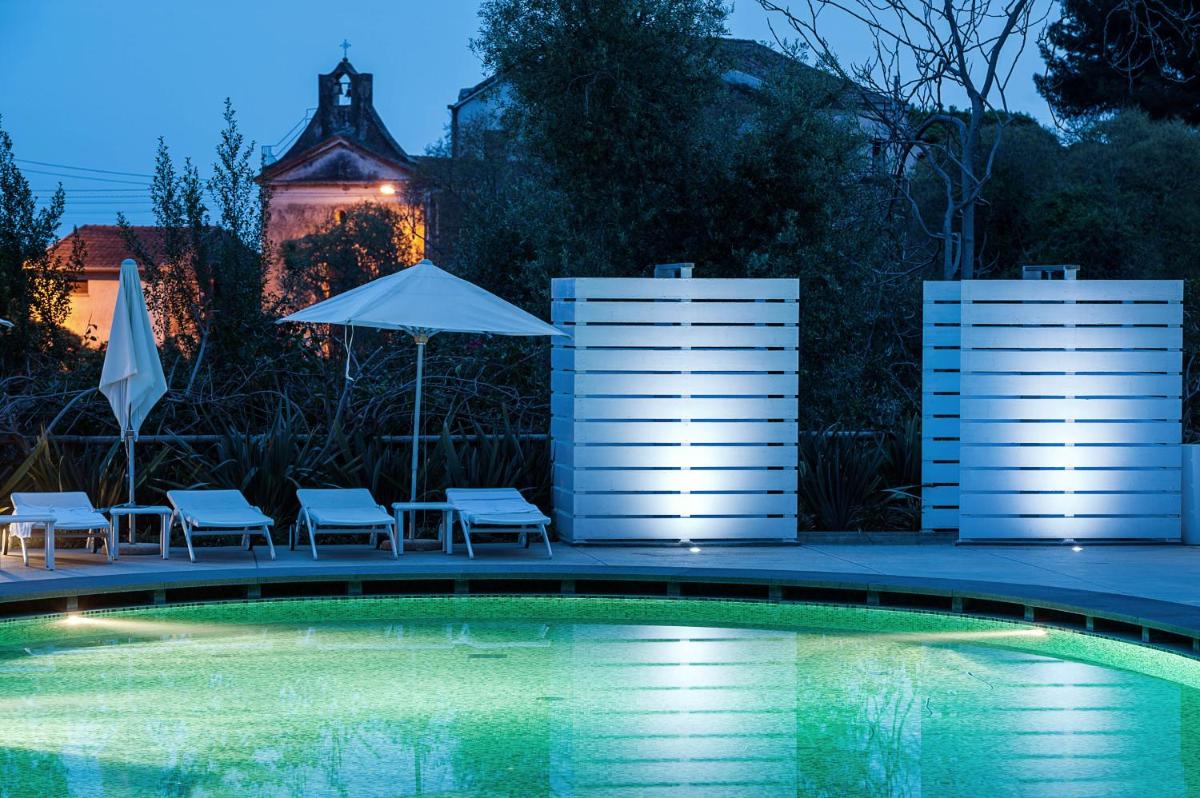 Donna Carmela Resort & Lodges