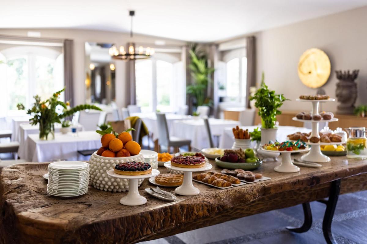 Donna Carmela Resort & Lodges
