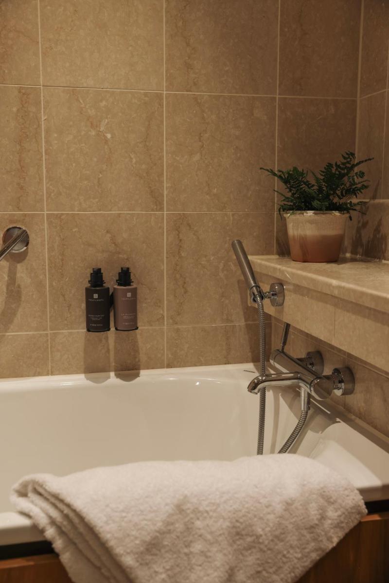 Donnington Hotel, Spa & Golf