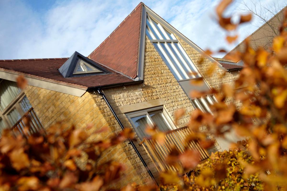 Dormy House Hotel