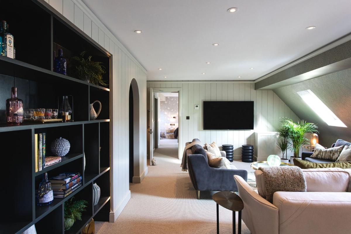 Dormy House Hotel