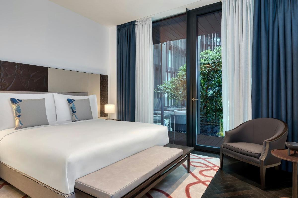 Dorothea Hotel, Budapest, Autograph Collection