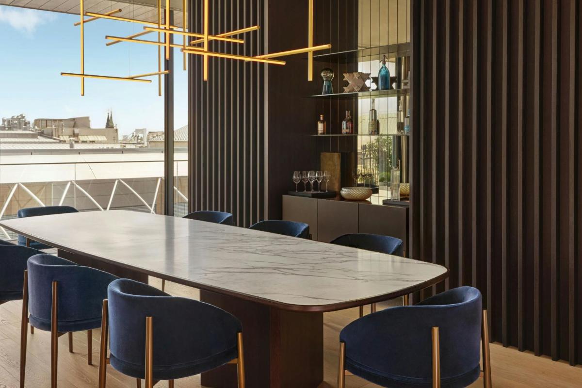 Dorothea Hotel, Budapest, Autograph Collection