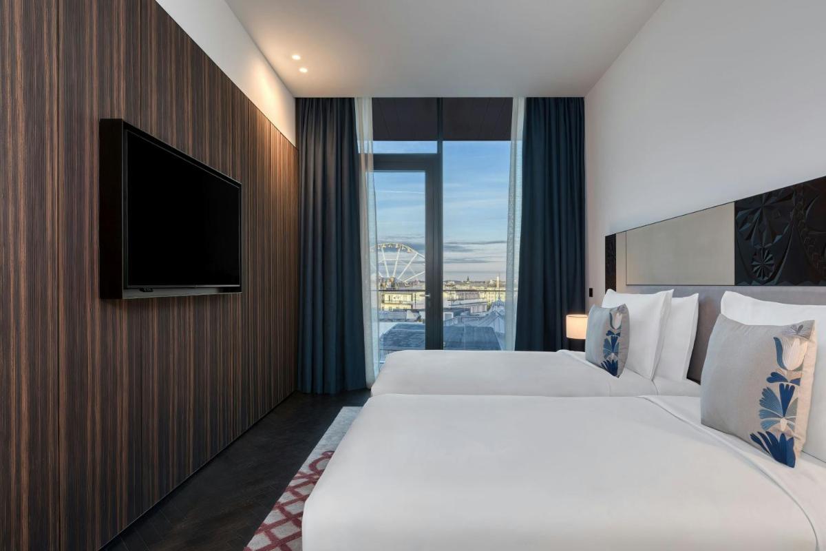 Dorothea Hotel, Budapest, Autograph Collection