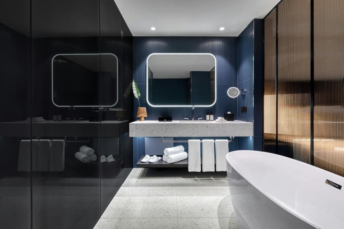 Dorothea Hotel, Budapest, Autograph Collection