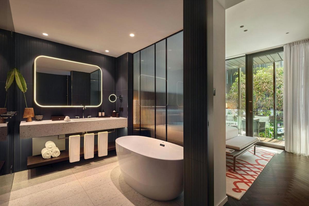 Dorothea Hotel, Budapest, Autograph Collection