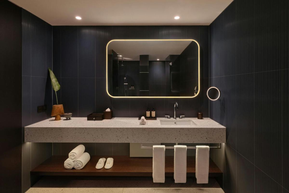 Dorothea Hotel, Budapest, Autograph Collection