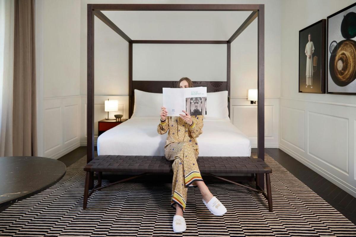 Dorothea Hotel, Budapest, Autograph Collection