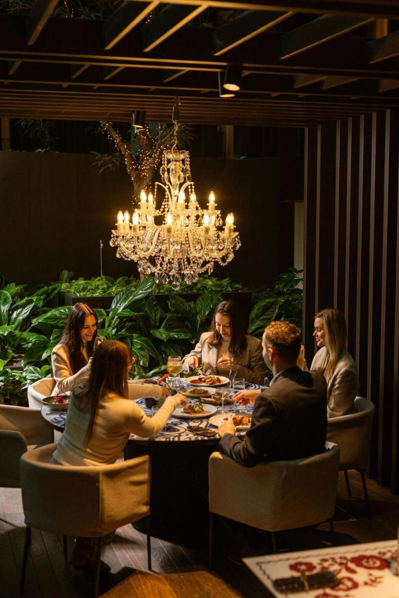 Dorothea Hotel, Budapest, Autograph Collection