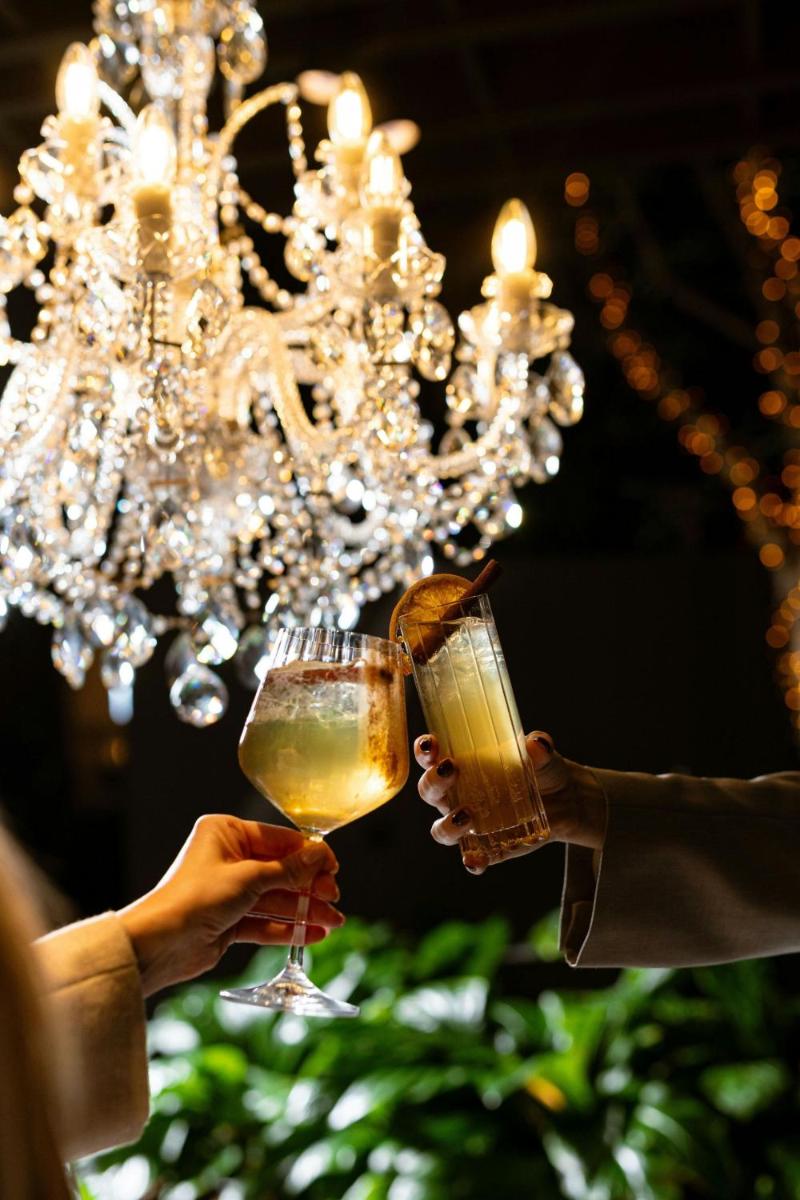 Dorothea Hotel, Budapest, Autograph Collection