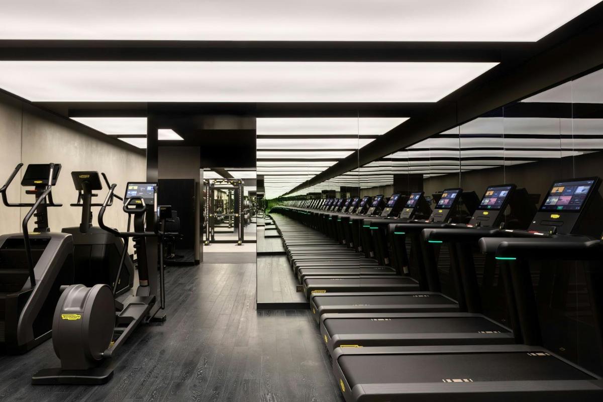 Dorothea Hotel, Budapest, Autograph Collection