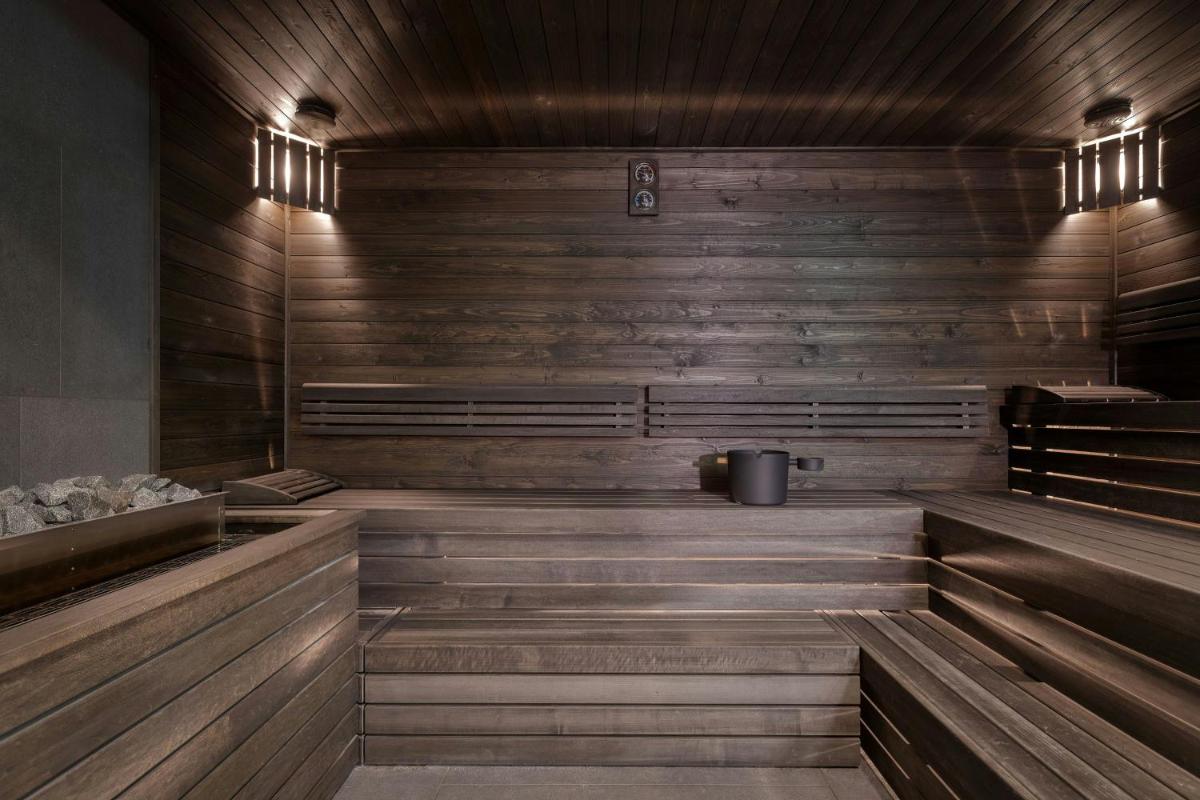 Dorothea Hotel, Budapest, Autograph Collection