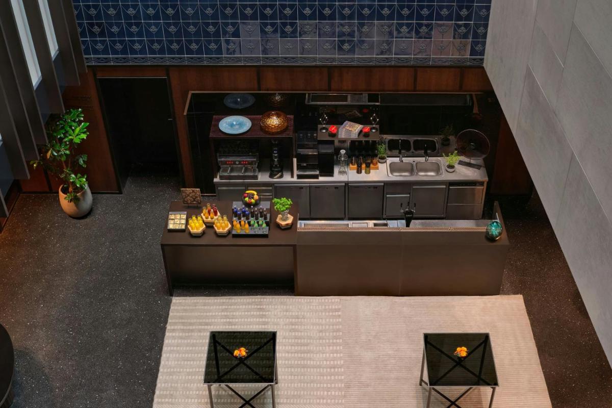 Dorothea Hotel, Budapest, Autograph Collection