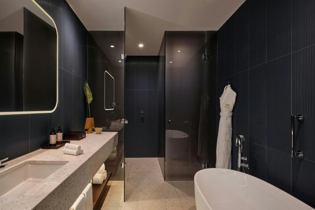 Dorothea Hotel, Budapest, Autograph Collection