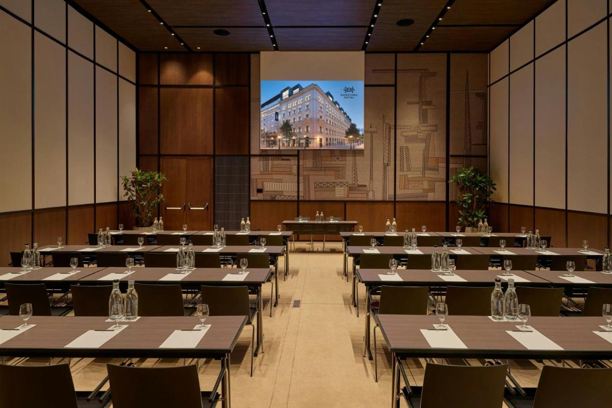Dorothea Hotel, Budapest, Autograph Collection
