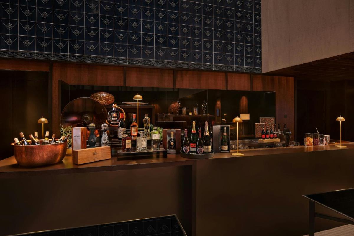 Dorothea Hotel, Budapest, Autograph Collection