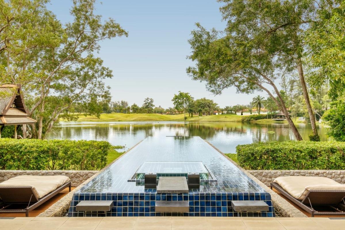 Double Pool Villas by Banyan Tree