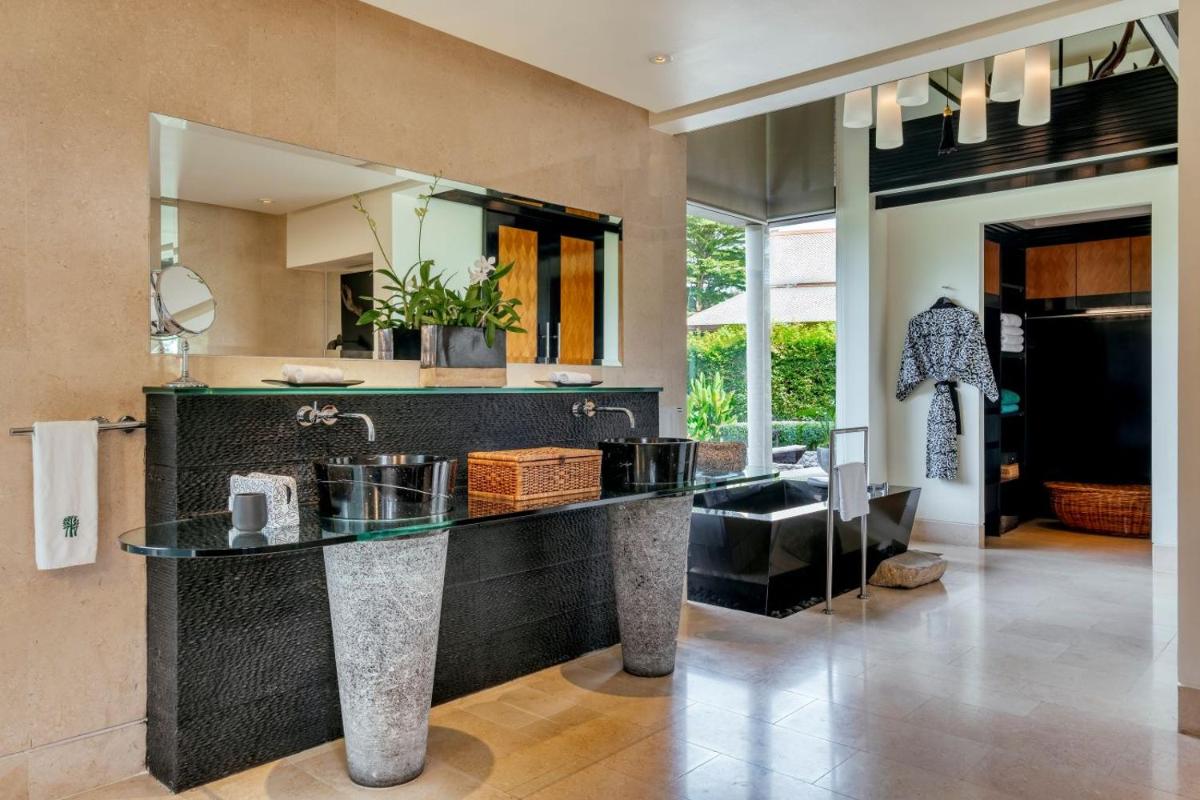 Double Pool Villas by Banyan Tree