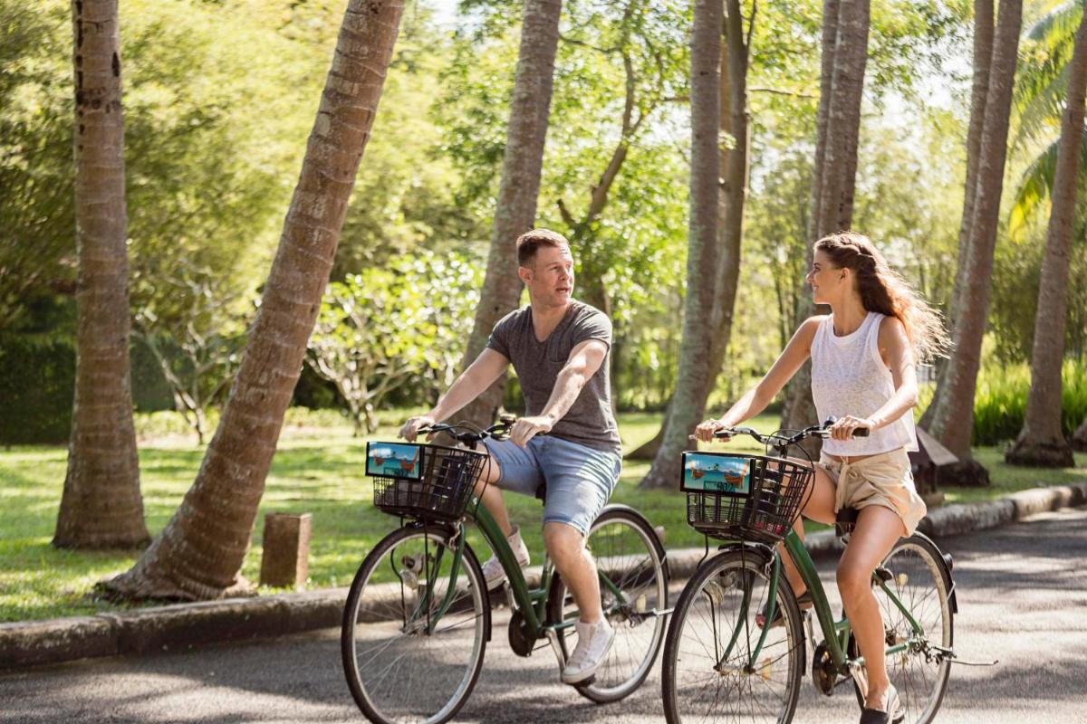 Double Pool Villas by Banyan Tree