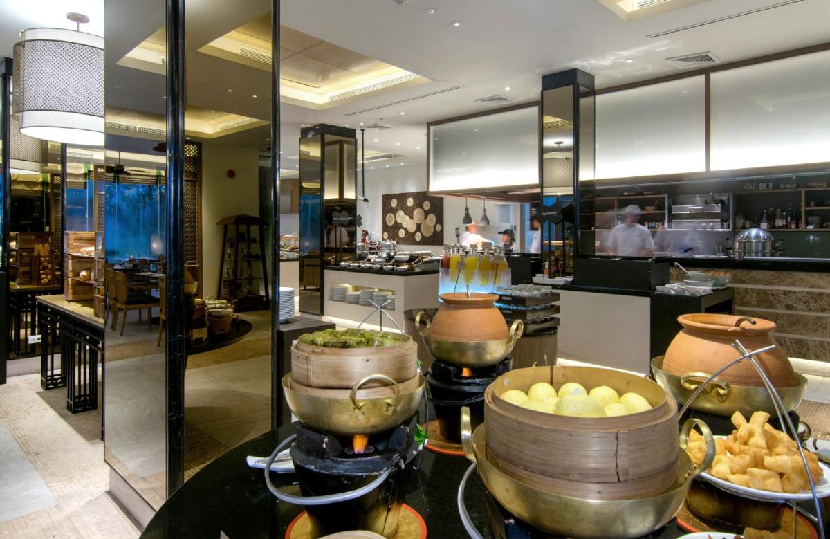 Double Pool Villas by Banyan Tree