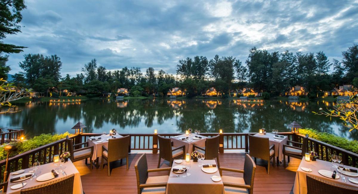 Double Pool Villas by Banyan Tree