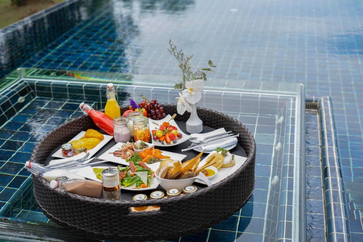 Double Pool Villas by Banyan Tree