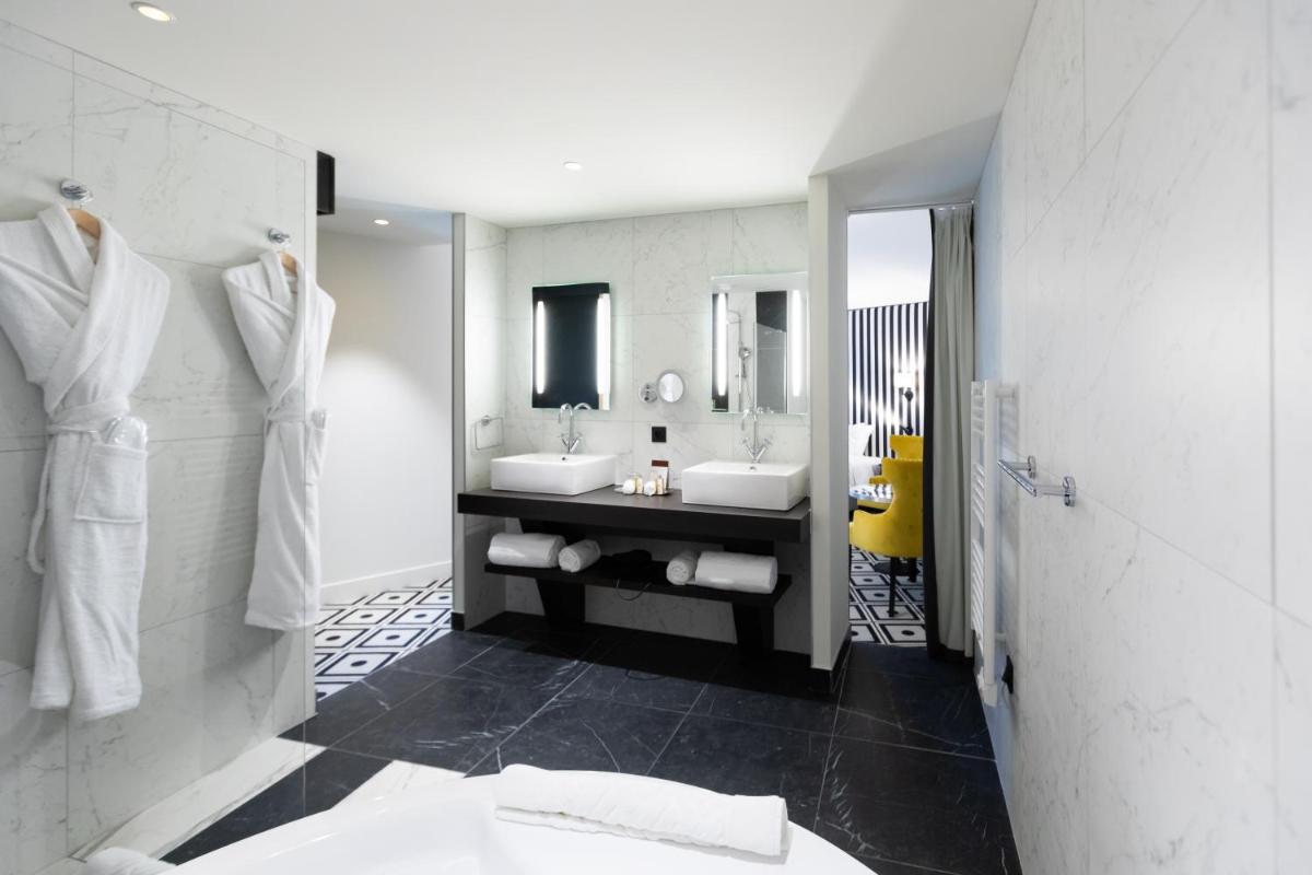 DoubleTree by Hilton Carcassonne