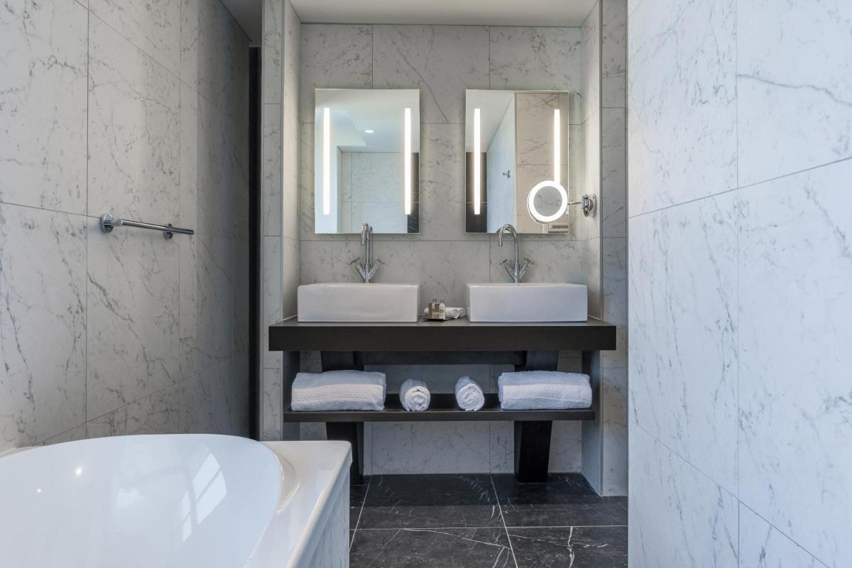 DoubleTree by Hilton Carcassonne