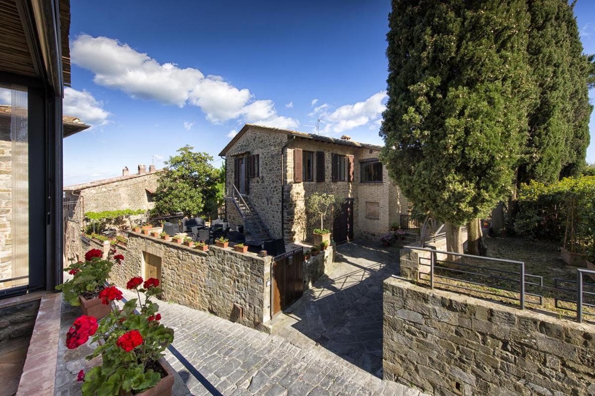 Drogheria e Locanda Franci