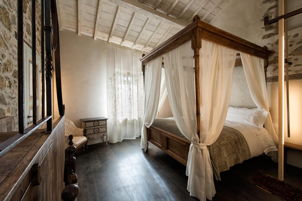 Drogheria e Locanda Franci