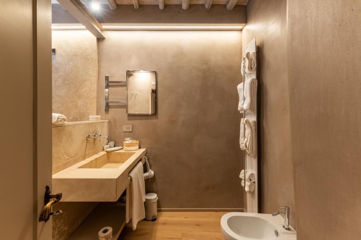 Drogheria e Locanda Franci