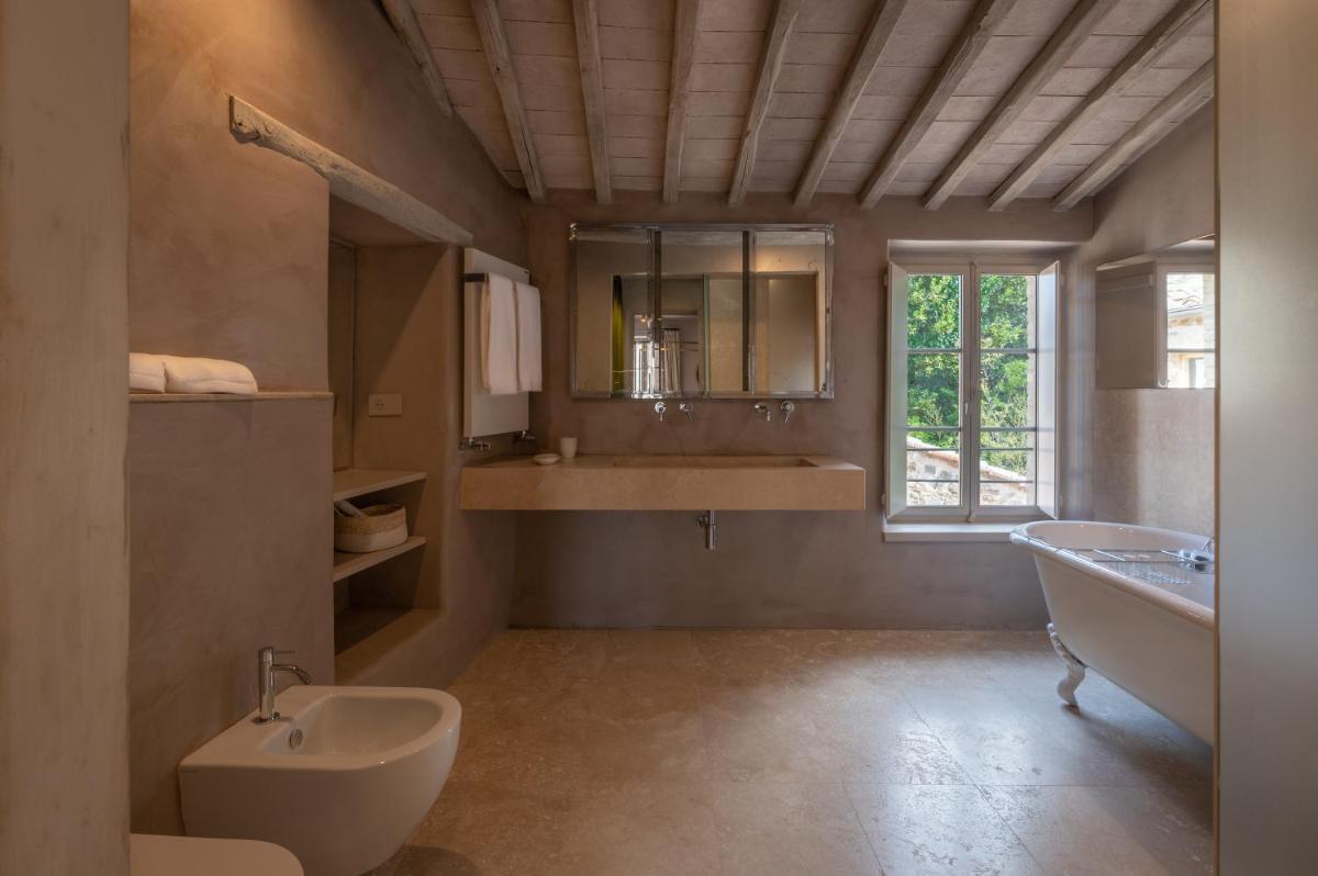 Drogheria e Locanda Franci