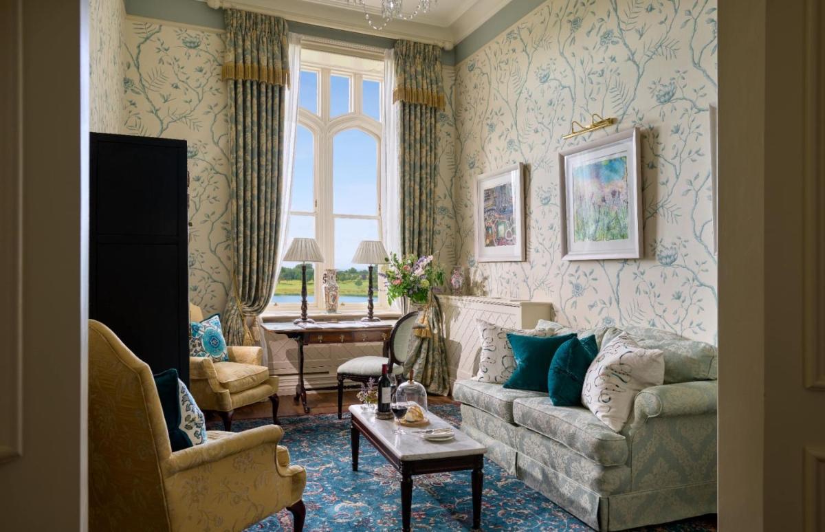 Dromoland Castle