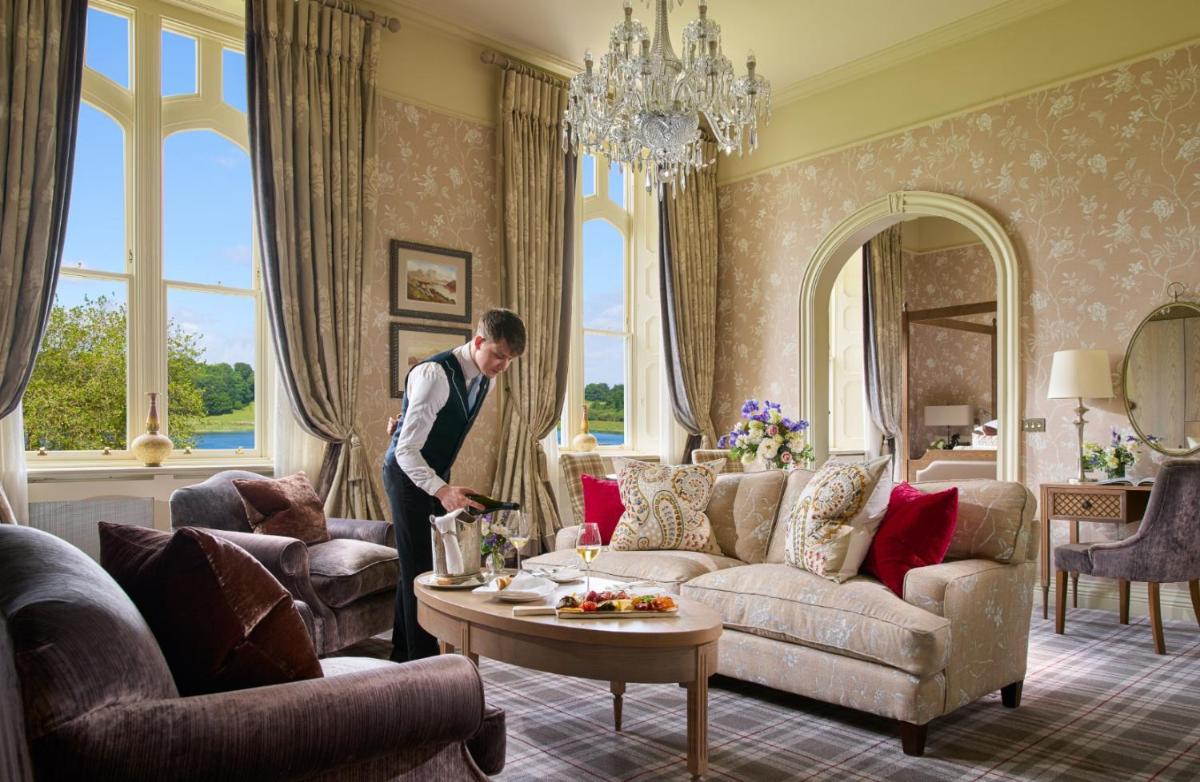 Dromoland Castle