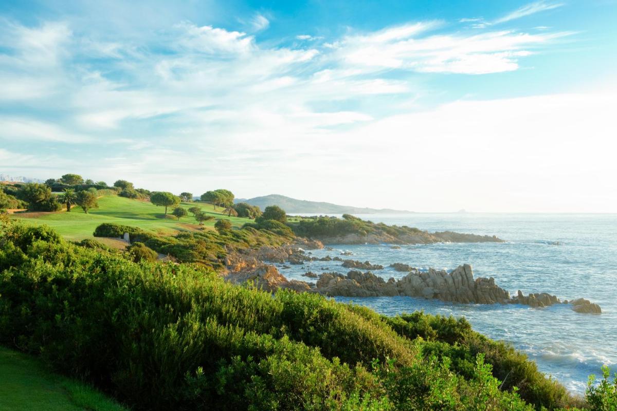 Due Lune Puntaldia Resort & Golf