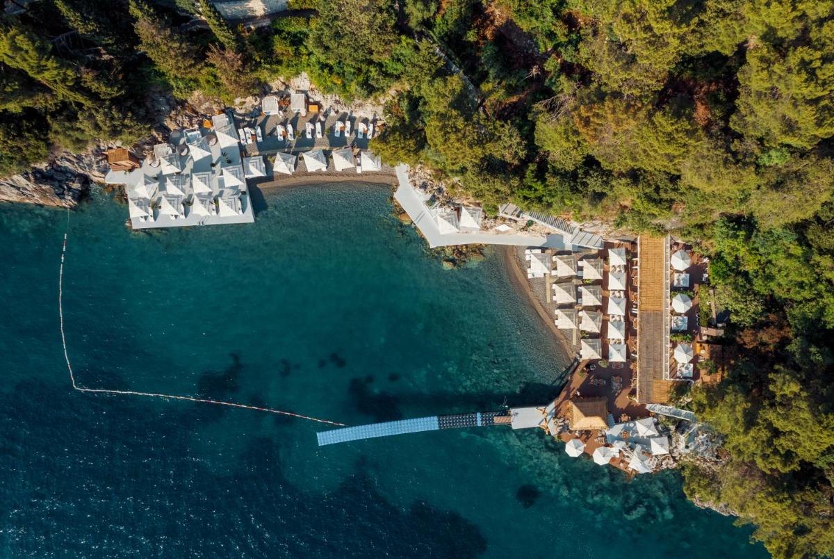 Dukley Hotel & Resort