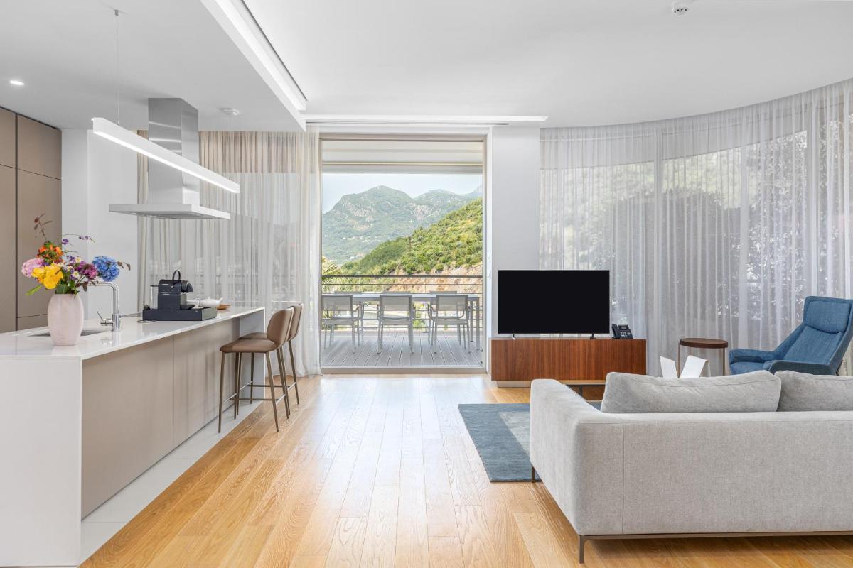 Dukley Hotel & Resort