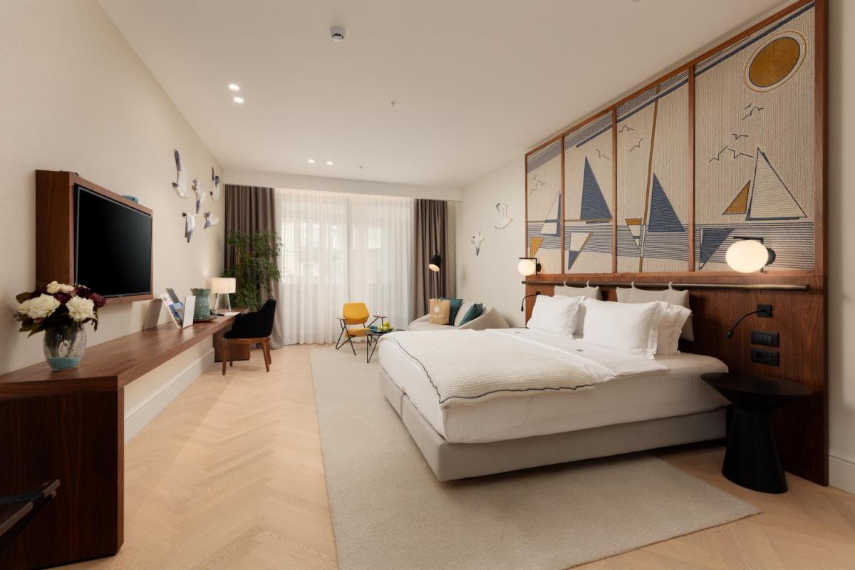 Dukley Hotel & Resort