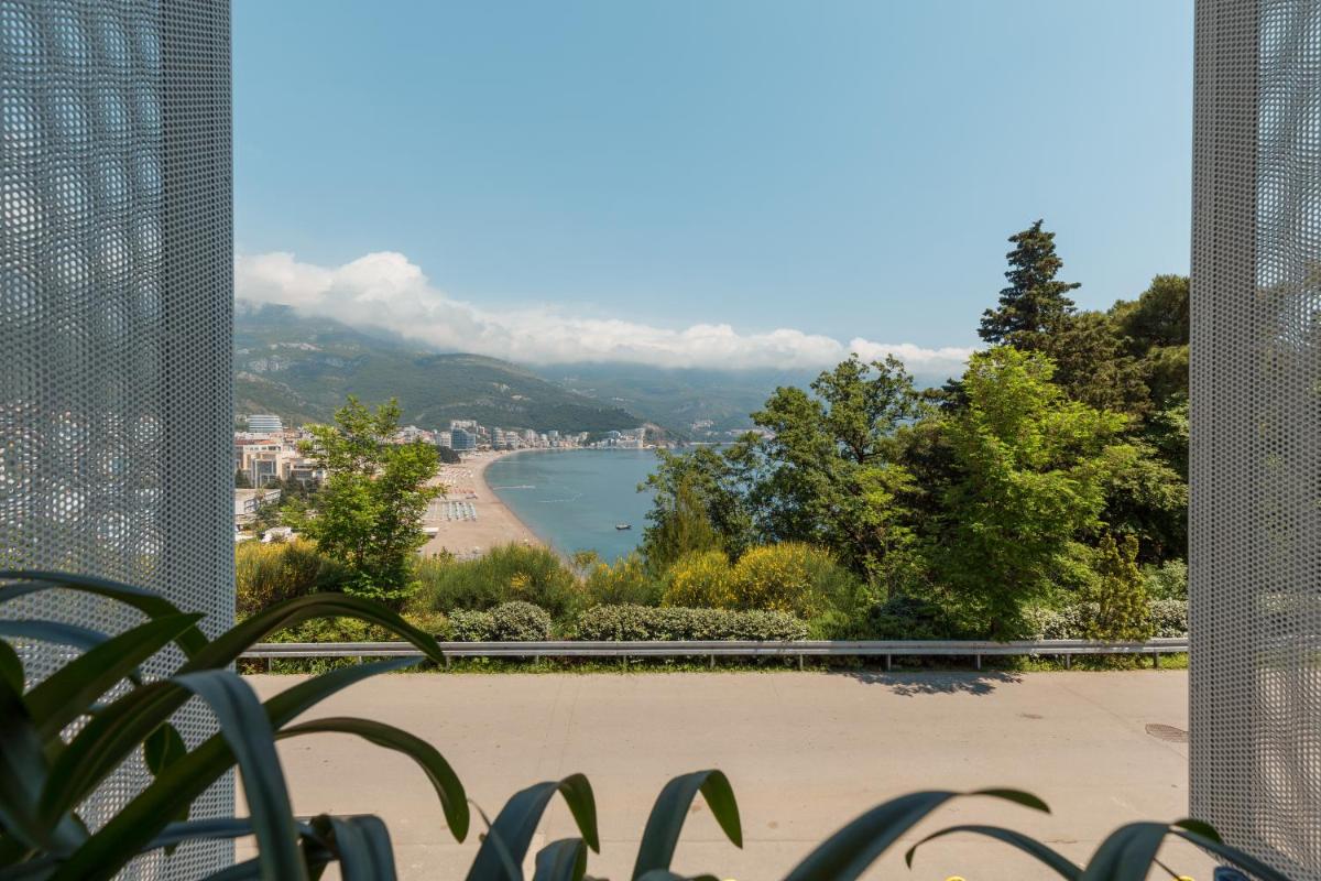 Dukley Hotel & Resort