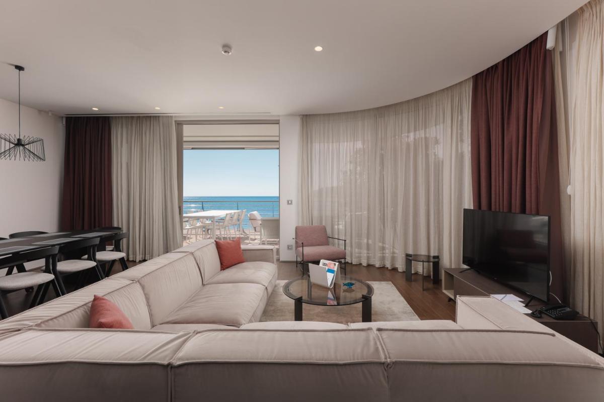 Dukley Hotel & Resort