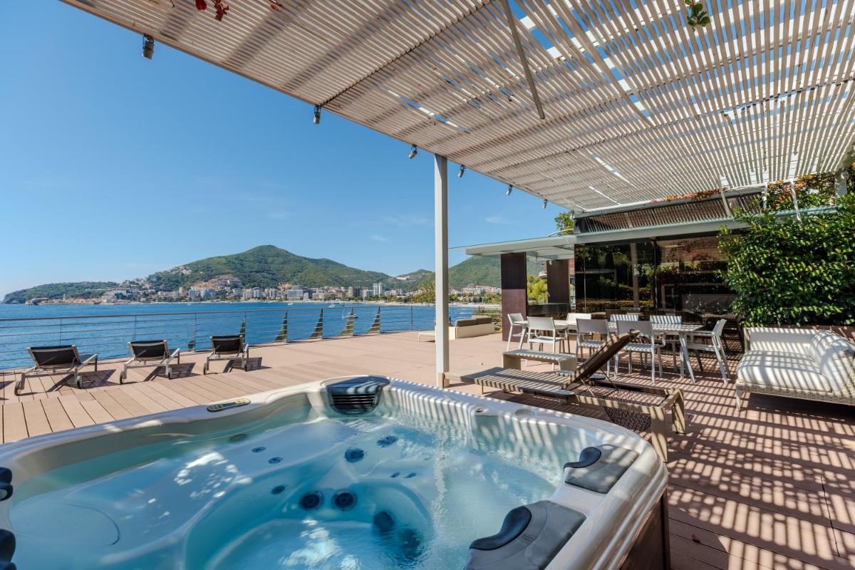 Dukley Hotel & Resort