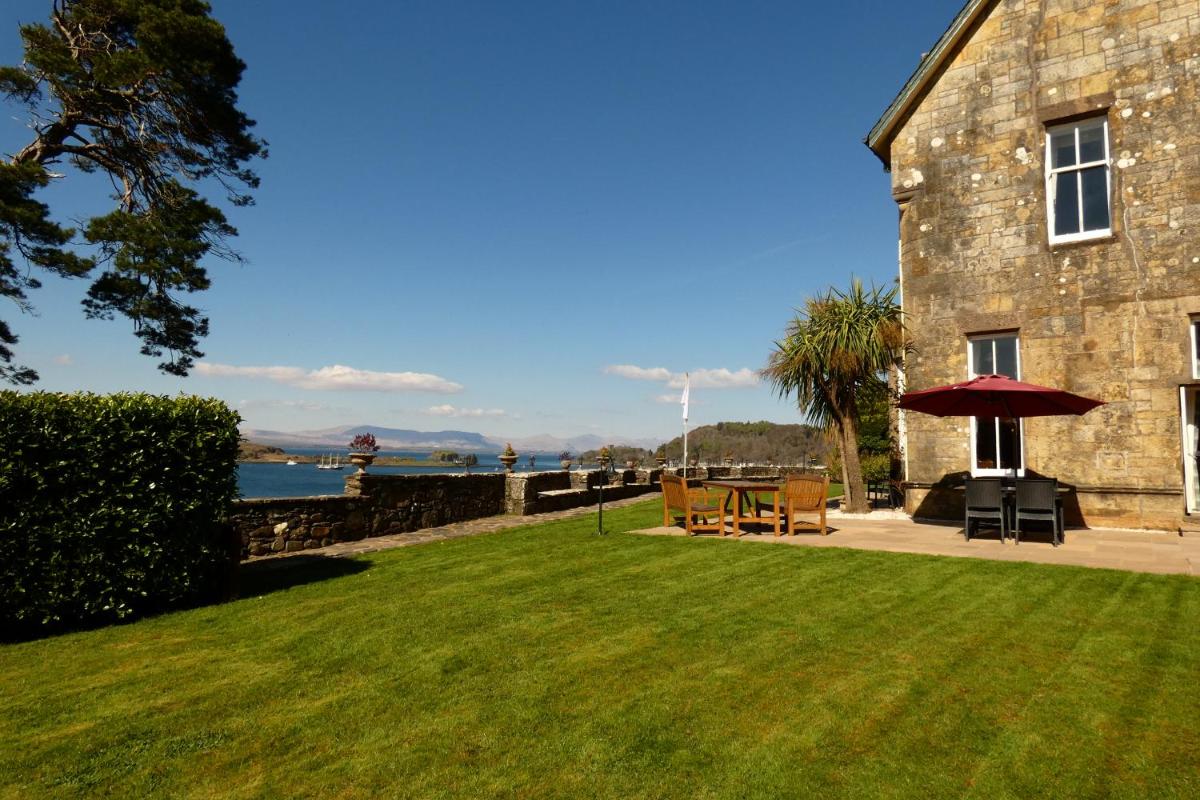 Dungallan Country House