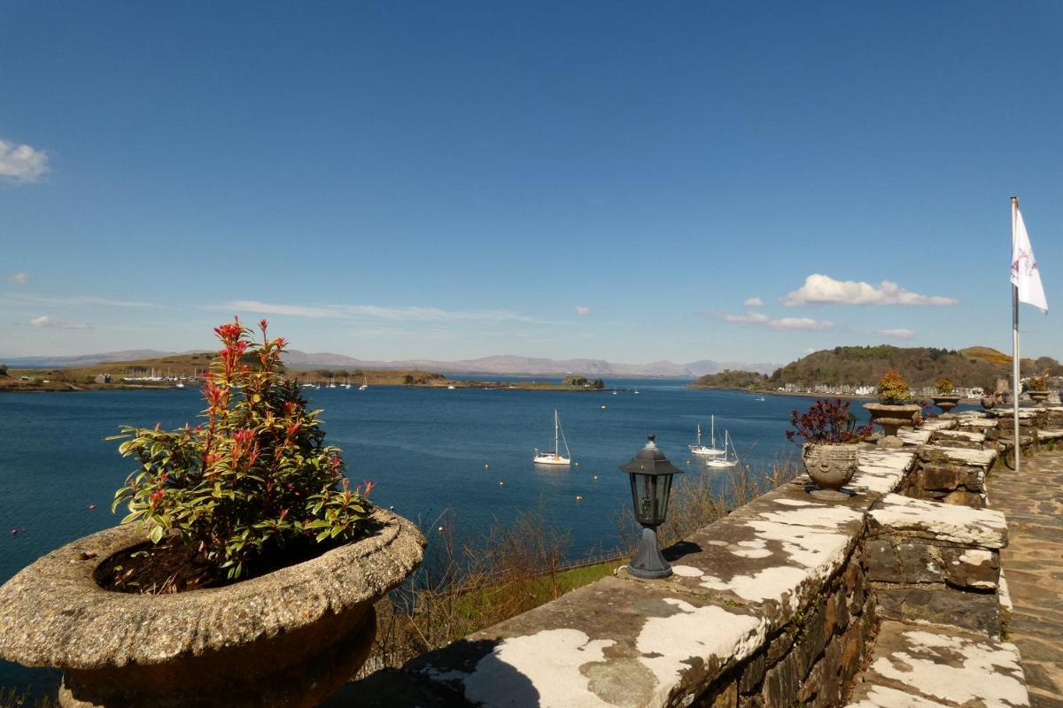 Dungallan Country House