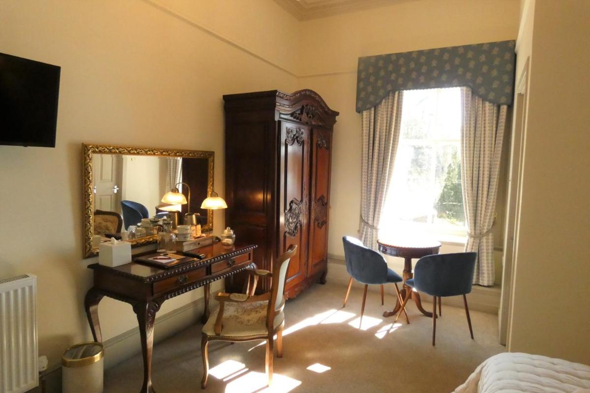 Dungallan Country House