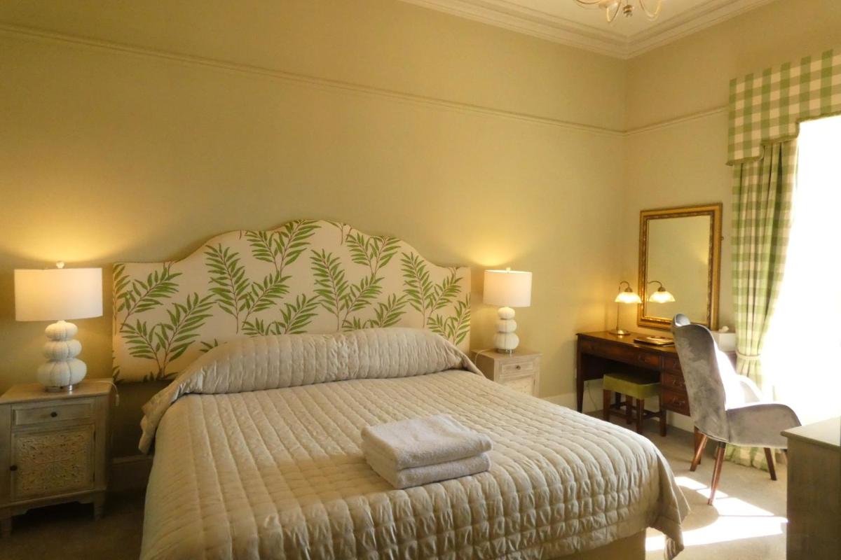 Dungallan Country House