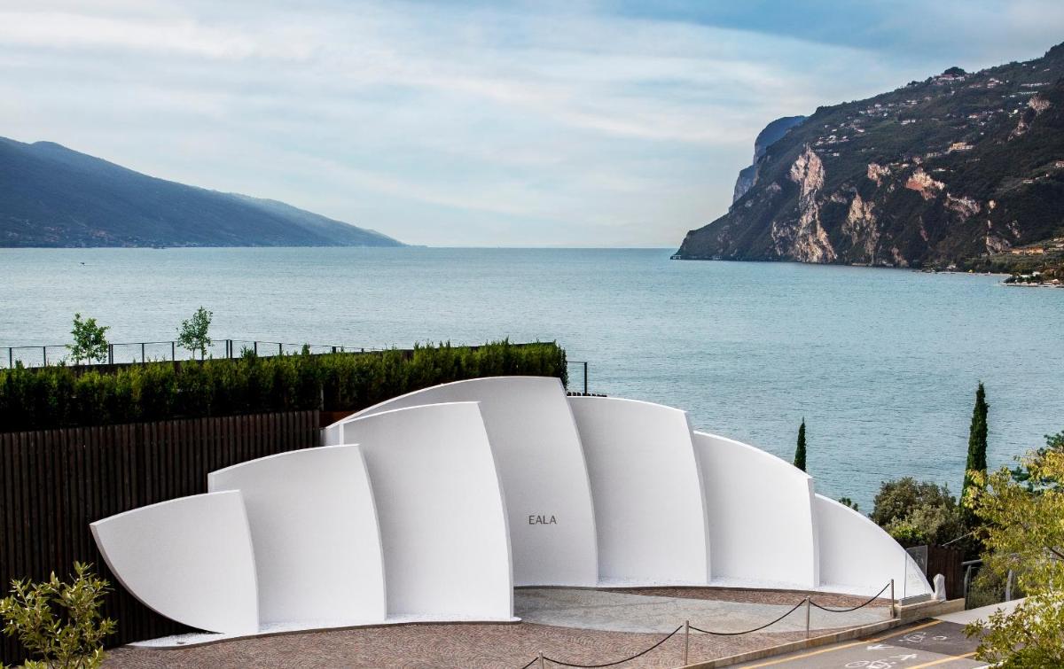 EALA My Lakeside Dream - Adults Only