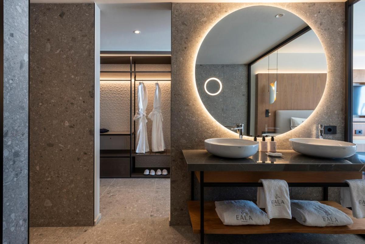 EALA My Lakeside Dream - Adults Only