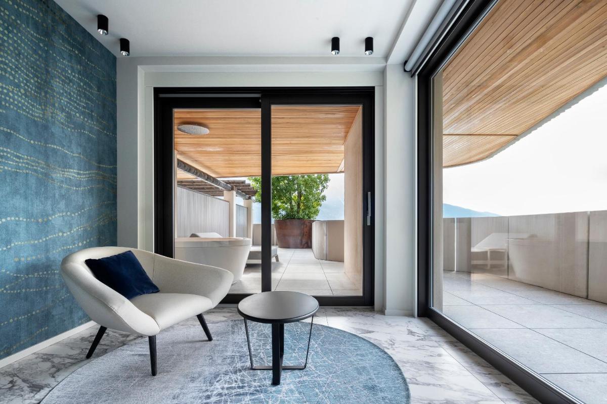 EALA My Lakeside Dream - Adults Only